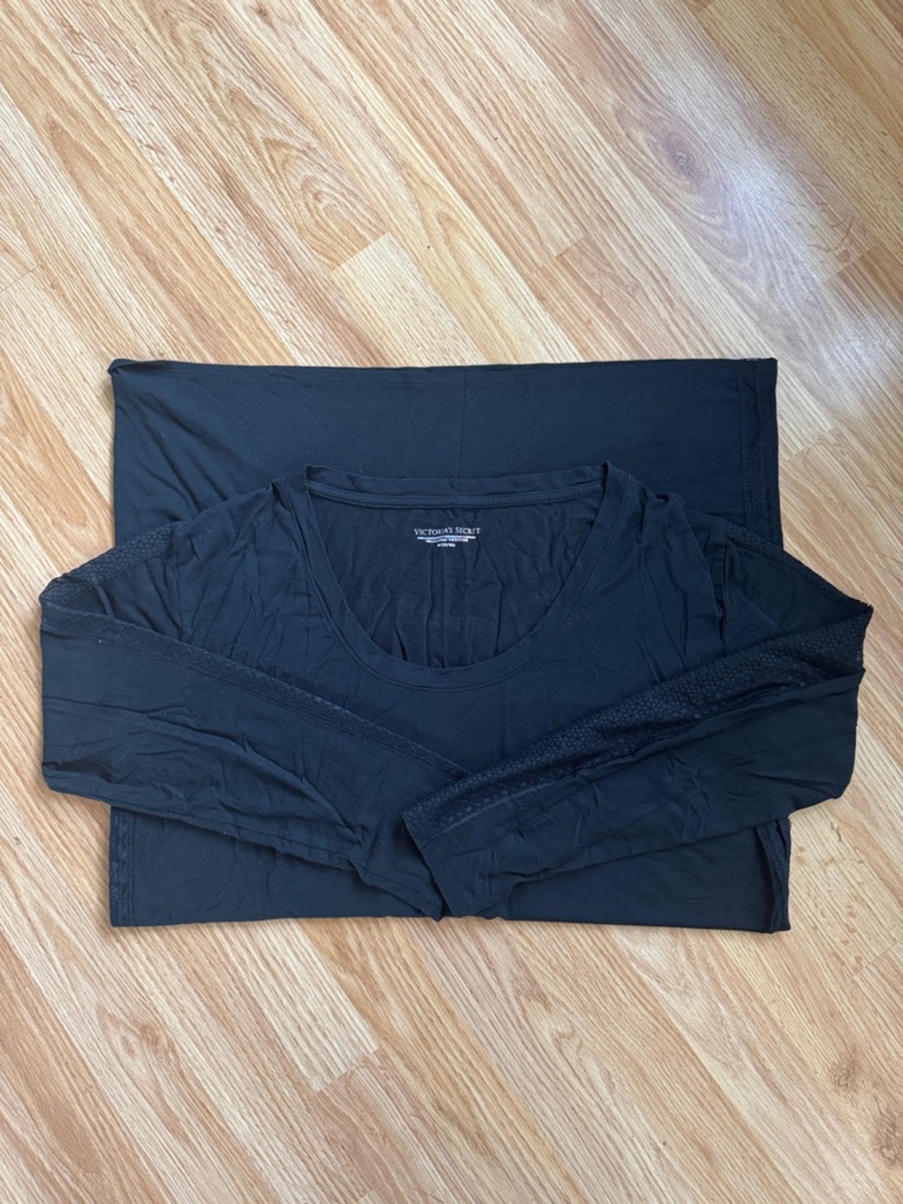 Victoria's Secret Lace Trim Sleep Shirt ✨ size M